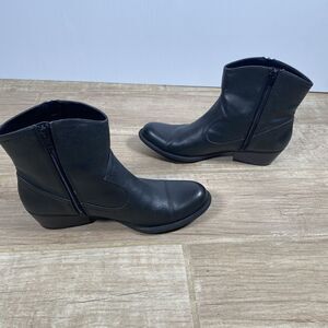 Studio Paolo Black Ankle Boots - Men’s Size 9.5M - Stylish & Comfortable